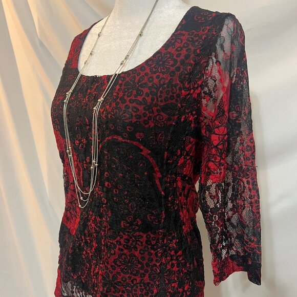 Kiara Red and Black Lace Womens Blouse Size Medium - Picture 1 of 7
